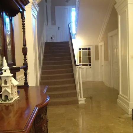 Devon View House
