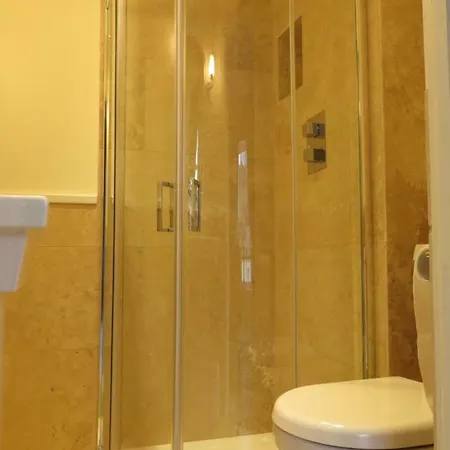 Devon View House 4*
