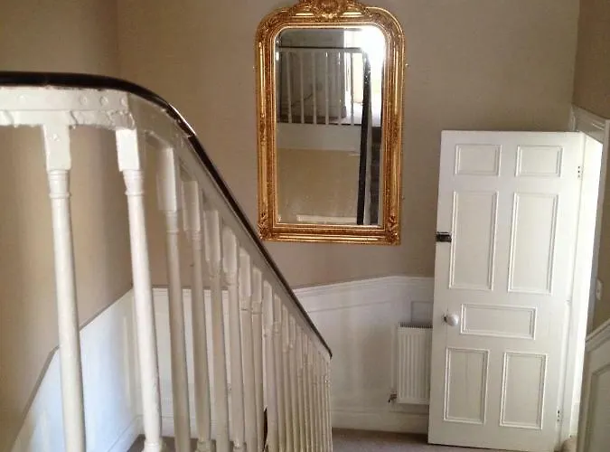 Nocleg ze śniadaniem Devon View House 4*