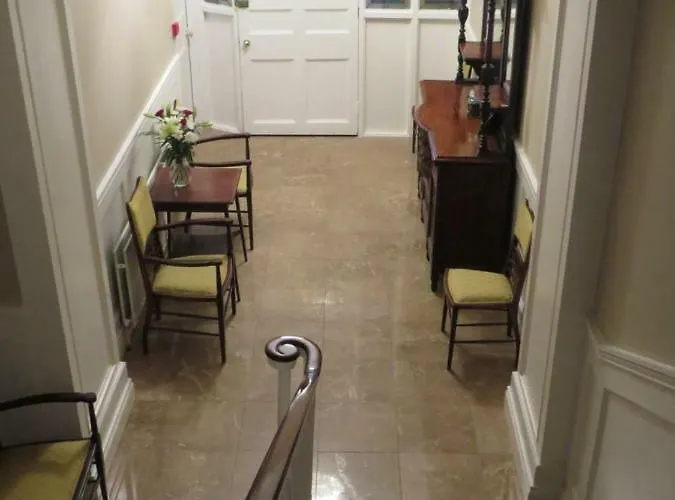 Devon View House לינה וארוחת בוקר