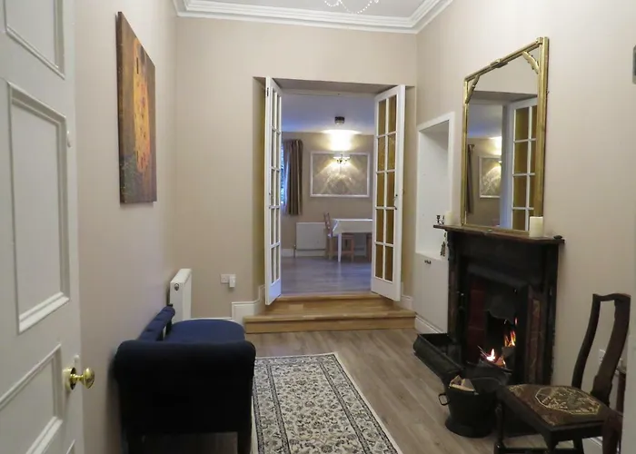 Devon View House לינה וארוחת בוקר 4*